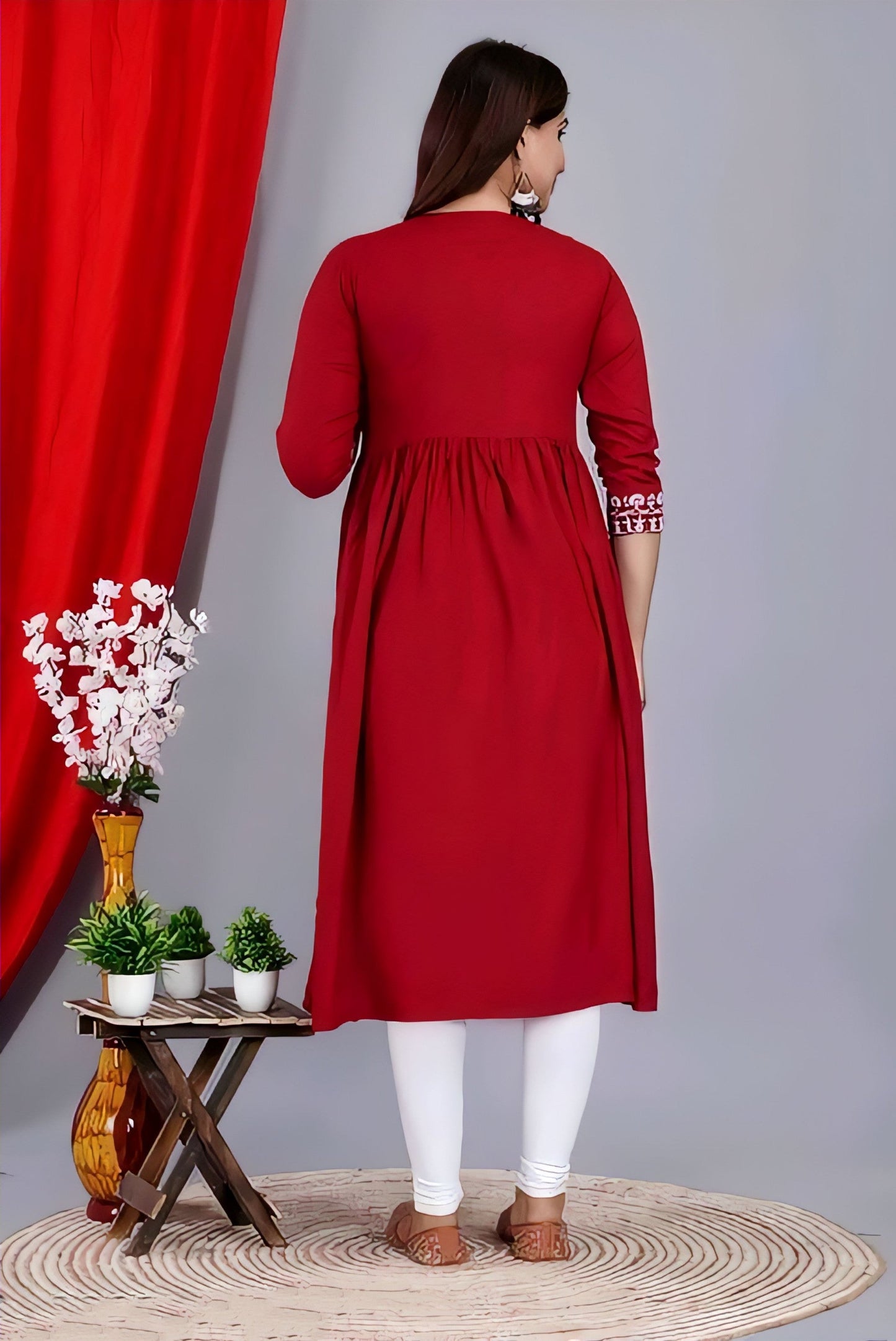 🌟 Elevate Your Style with the New Gathering Anarkali Kurta! 💃